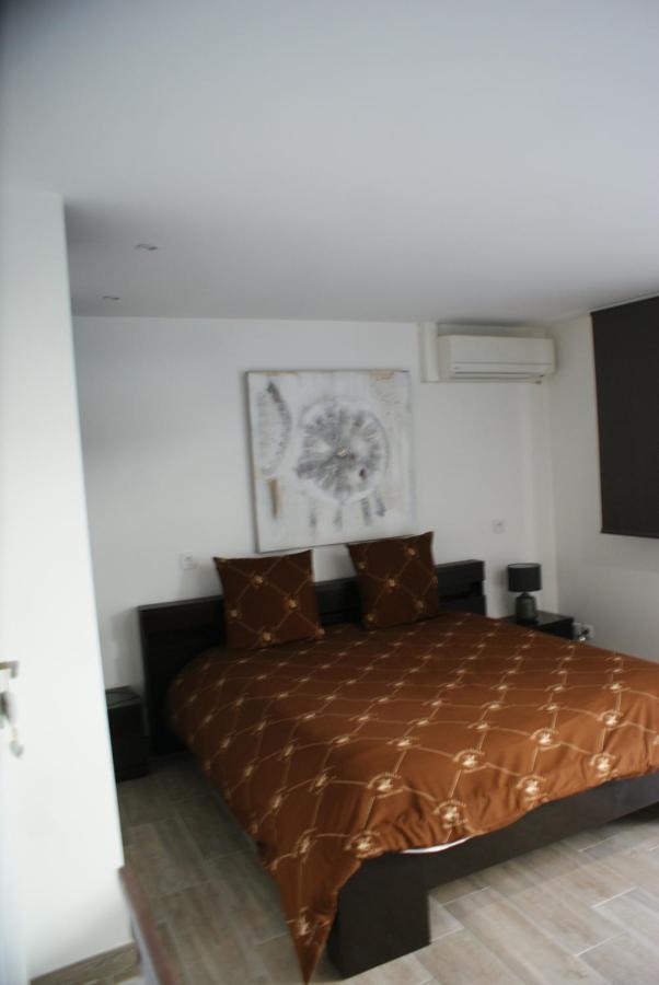 Loft Ravissant Avec Piscine Apartment Cagnes-sur-Mer Exterior photo